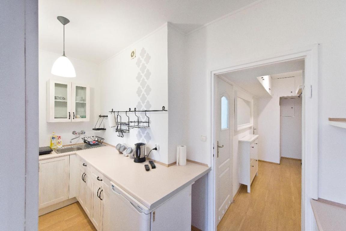 Yourapart Best Location Dlugi Targ Apartment Gdansk Bagian luar foto